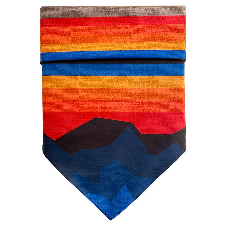 Durable pet bandana with stylish mountain theme