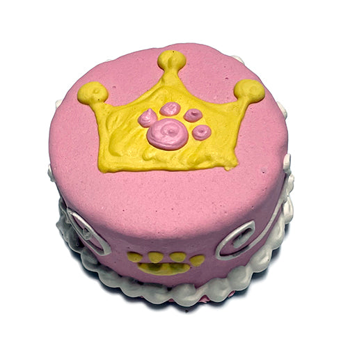 Shelf-stable Princess Baby Cake for dogs, peanut butter apple flavor